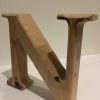 Dekobuchstabe Holzbuchstabe zum Aufstellen 15cm hoch aus Holz Buche