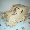 Motorikspiel für Kleinkinder Design Fahrzeug Jeep mit Zubehör aus Holz Buche
