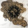 Wanduhr graviert Motiv Blätter Ranken Blumen mit Uhrwerk aus Birke Siebdruckplatte