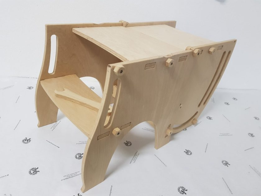 Lernturm Spieltisch für Kinder aus Holz